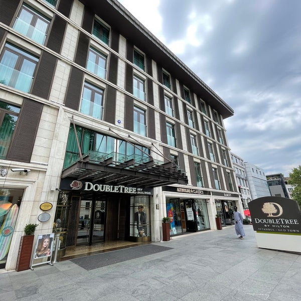 6/25/2022 tarihinde Kostadin B.ziyaretçi tarafından DoubleTree by Hilton Istanbul - Old Town'de çekilen fotoğraf