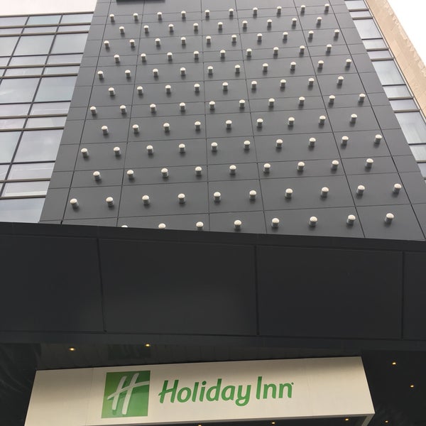 Photo prise au Holiday Inn Sofia par Kostadin B. le9/24/2019