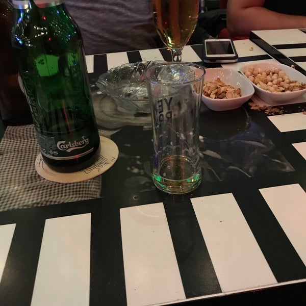 Photo taken at Ottoman17 Cafe &amp; Bar by Batuhan🇹🇷 on 10/30/2019