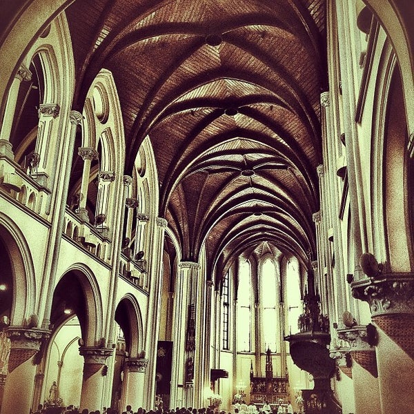 Gereja Katolik Katedral Jakarta - Jalan Katedral No.7B