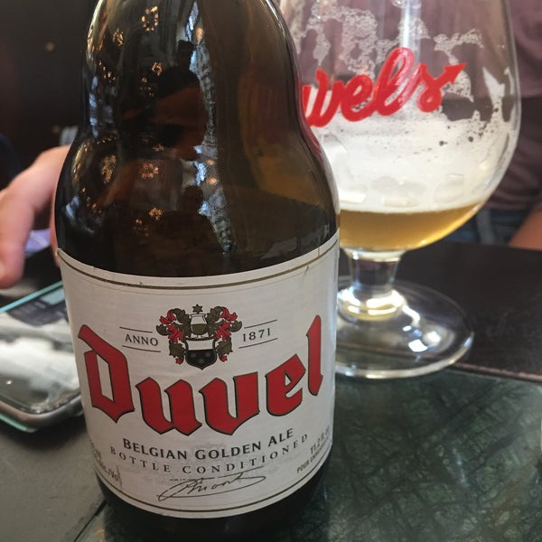 Foto tomada en Belgian Beer Café  por Jason S. el 8/5/2018