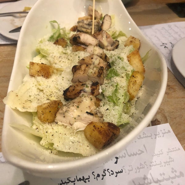 Foto tomada en Pich Restaurant | رستوران پیچ  por Midia el 9/11/2018