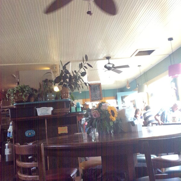 Honeymoon Cafe 19 tips