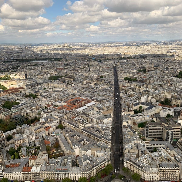 Das Foto wurde bei Aussichtsplattform des Tour Montparnasse von Viktoryia H. am 8/30/2020 aufgenommen