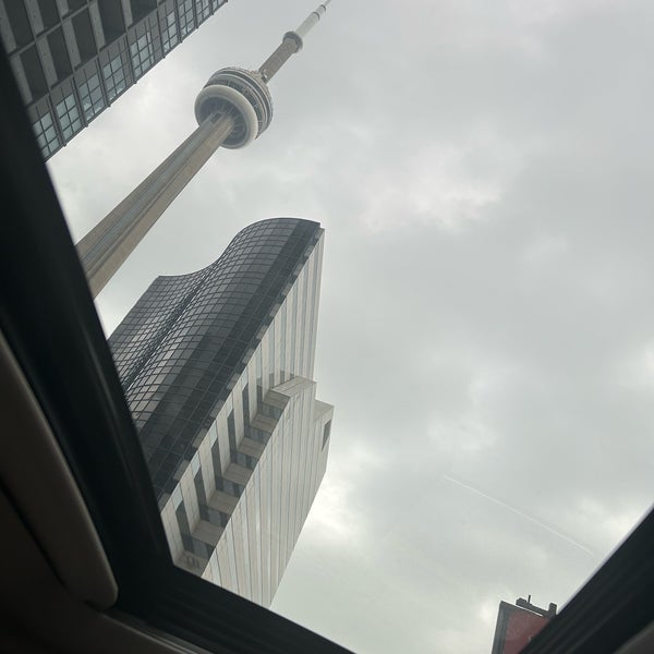 4/29/2024 tarihinde Elena K.ziyaretçi tarafından CN Kulesi'de çekilen fotoğraf