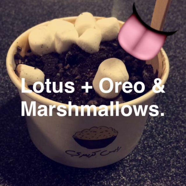 Lotus & Oreo + Marshmallow and Oreo toppings 😻😻😻 .