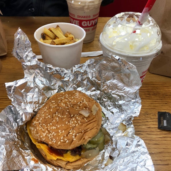 Photo taken at Five Guys by Marco R. on 2/15/2020