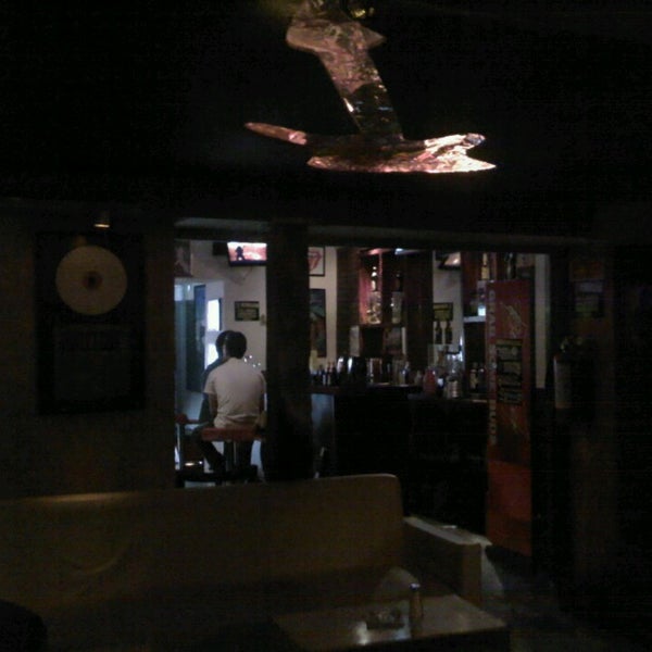 6/21/2013 tarihinde Migui J.ziyaretçi tarafından Rockhaus GastroPub'de çekilen fotoğraf