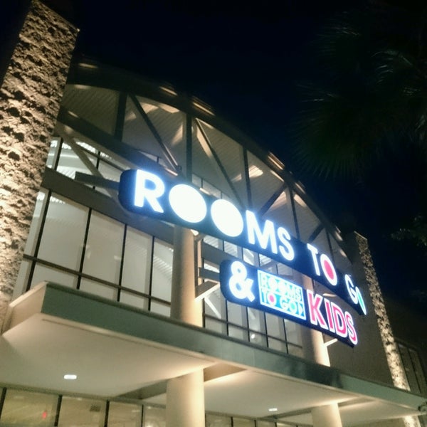 Rooms To Go Furniture Store Furniture Home Store