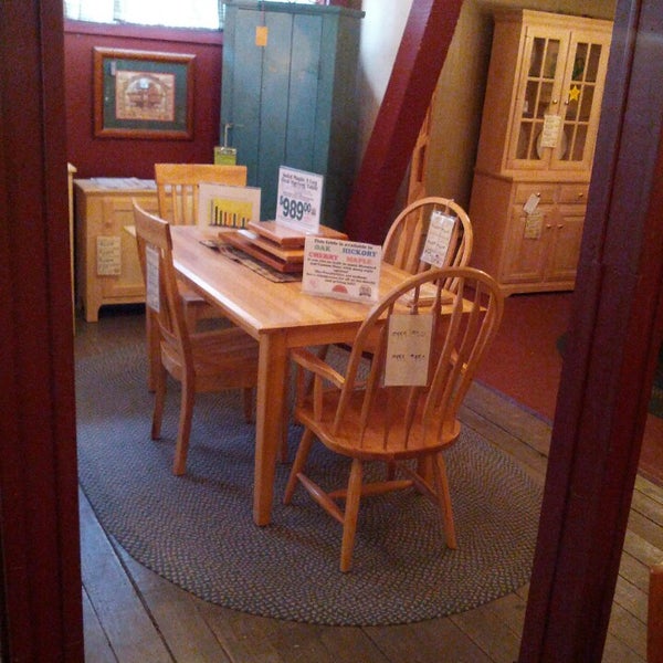 Photos at Aurora Farms Premium Outlets Aurora, OH