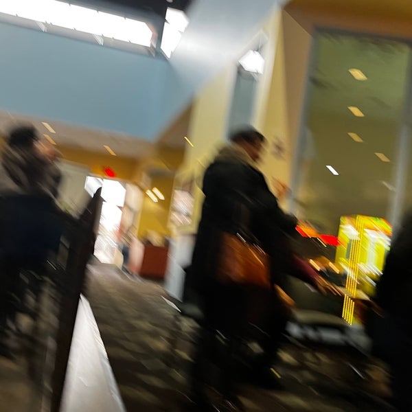 Carousel Cinemas at Alamance Crossing 1921 ziyaretçidan 24 tavsiye