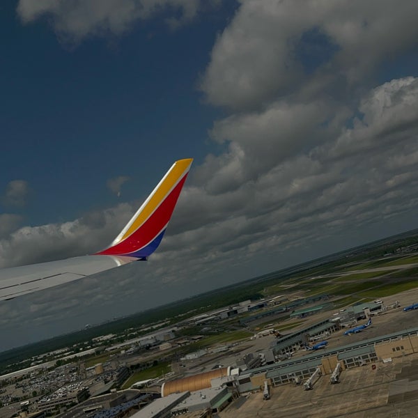 Photo taken at William P. Hobby Airport (HOU) by Crillmatic on 4/15/2024