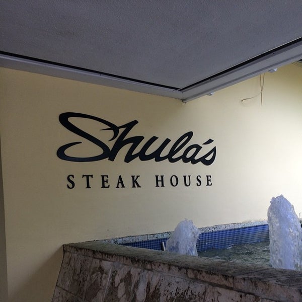 Photo taken at Shula&#39;s Original Steak House by Will C. on 7/22/2014