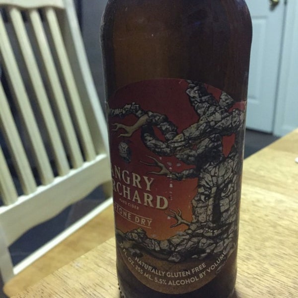 Hubbard St Railroad Crossing 1 tip from 27 visitors