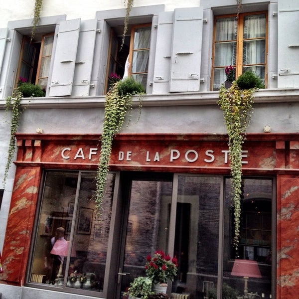 Auberge Du Cafe De La Poste Québec Canada Auberge Du Cafe De La Poste Québec Canada