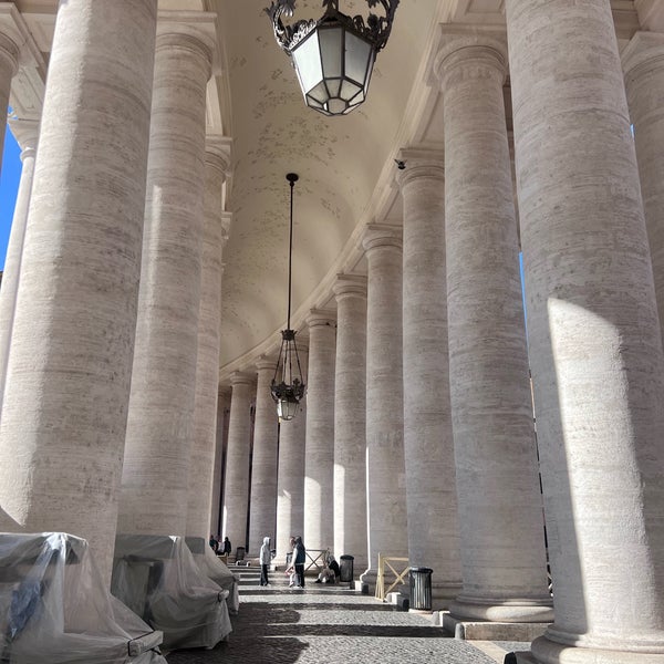 Foto tirada no(a) Cidade do Vaticano por N em 3/16/2023