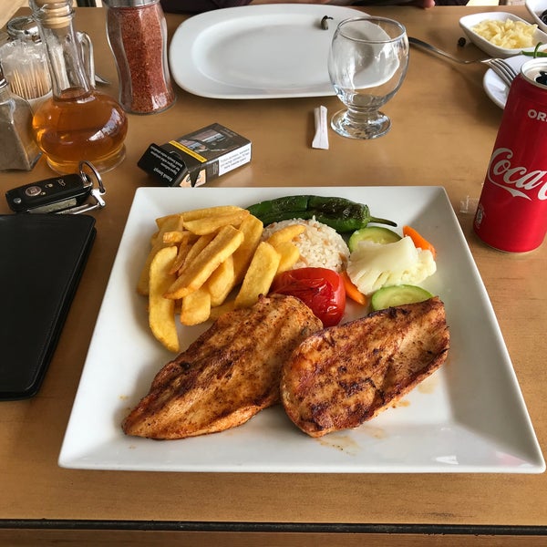 Photo taken at Şefin Yeri Restaurant by E ARDA YAĞMUR on 3/11/2021