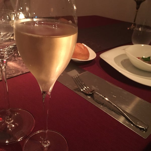 Photos At エスパース ソシアル ル サロン 27 Visitors