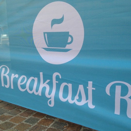 รูปภาพถ่ายที่ The Breakfast Review coffee point โดย The Breakfast Review เมื่อ 9/28/2012