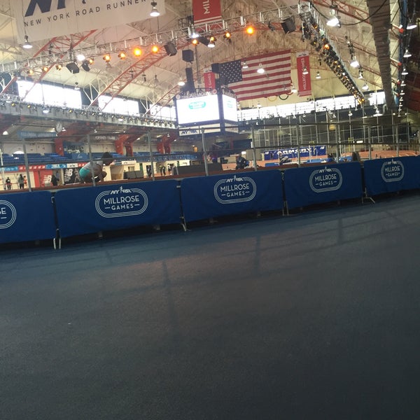 Photo prise au Nike Track &amp; Field Center at The Armory par Brianna Y. le2/11/2016