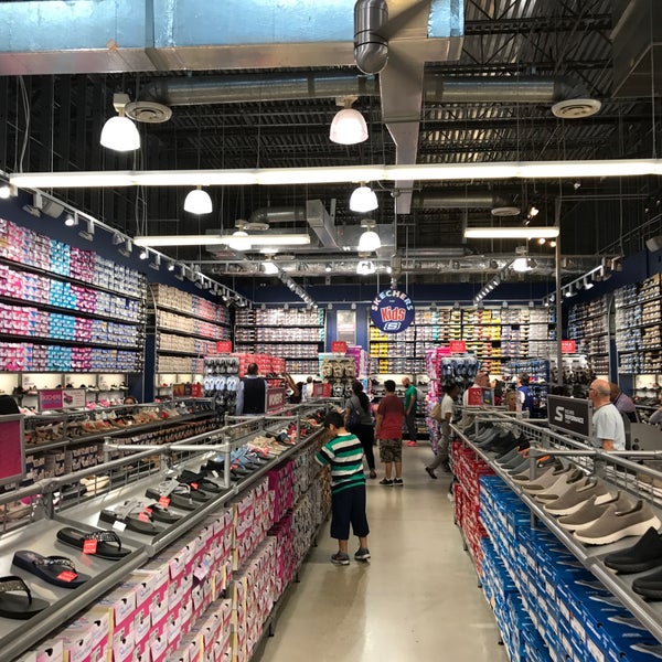 Outlet skechers cheap miami