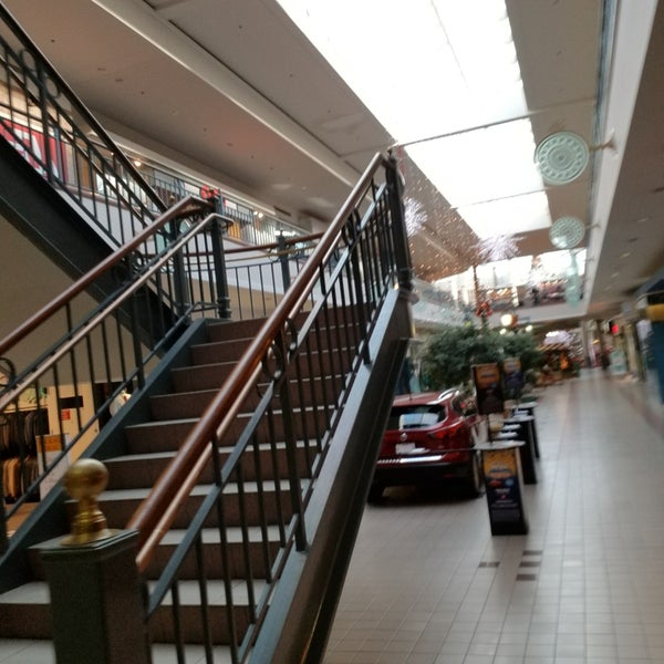 Savannah Mall Shopping Mall in Wilshire Estates Savannah Mall