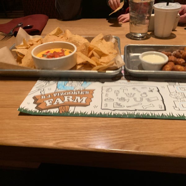 Friendly. That’s it. Otherwise, cold queso tasting nothing like sriracha, long wait to sit and be served, small portions on some apps, everything cold, got order wrong...