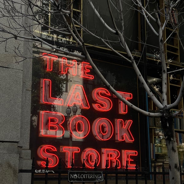 5/18/2023 tarihinde Evelyne F.ziyaretçi tarafından The Last Bookstore'de çekilen fotoğraf