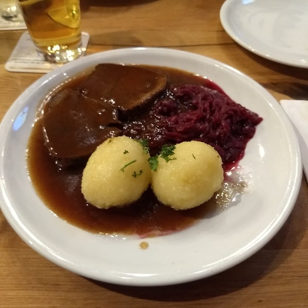 The "Sauerbraten" - marinated pot roast with red cabbage and dumplings was very yummy.
