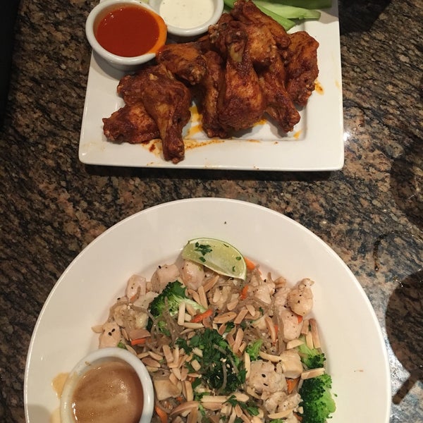 Photo taken at BJ&#39;s Restaurant &amp; Brewhouse by Chapin A. on 6/26/2019