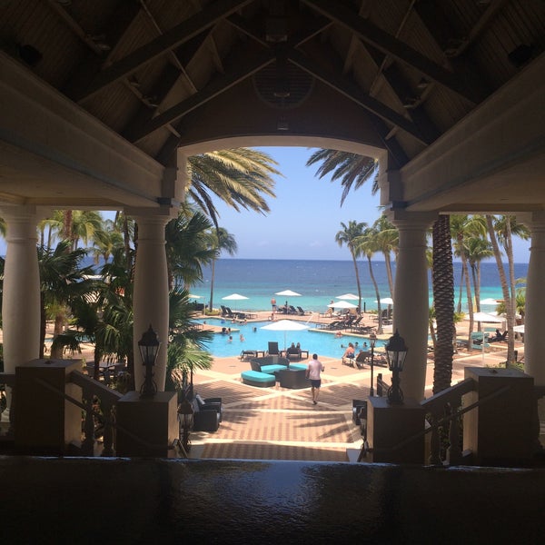 Foto diambil di Curaçao Marriott Beach Resort &amp; Emerald Casino oleh Alvaro M. pada 6/12/2015