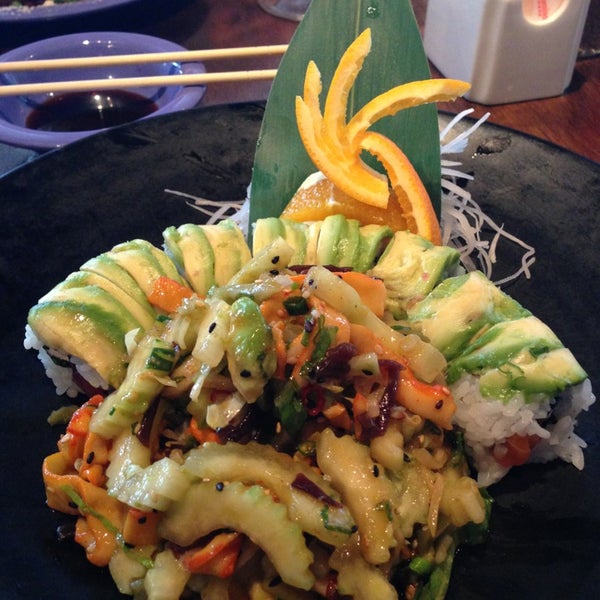 2/6/2013 tarihinde Tom J.ziyaretçi tarafından Hog Snappers Shack &amp; Sushi'de çekilen fotoğraf