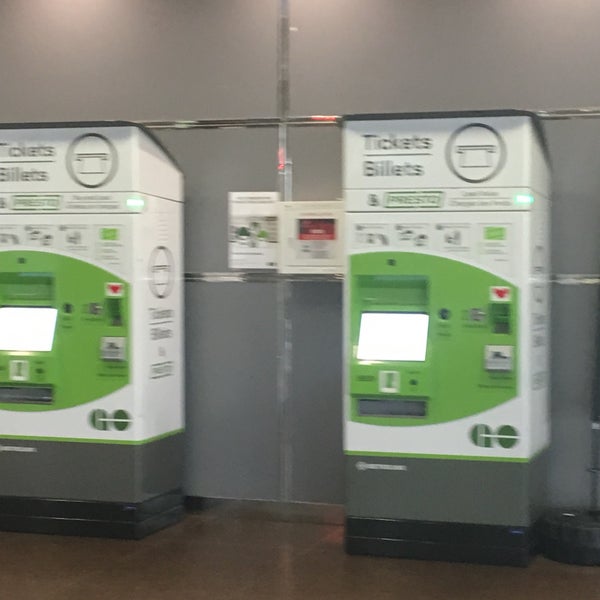 Photos At Yorkdale GO Bus Terminal Bus Station photos-at-yorkdale-go-bus-terminal-bus-station