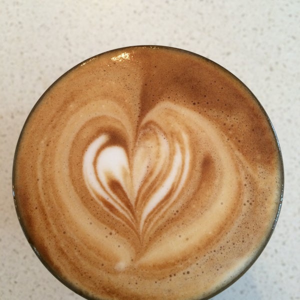 Foto tirada no(a) Vintage Heart Coffee por Jenn M. em 3/1/2016