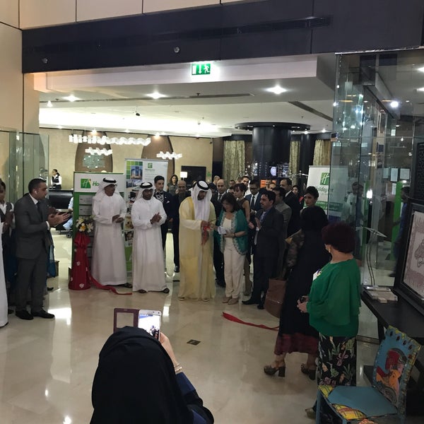 5/5/2017에 Robert M.님이 Holiday Inn Dubai - Al Barsha에서 찍은 사진