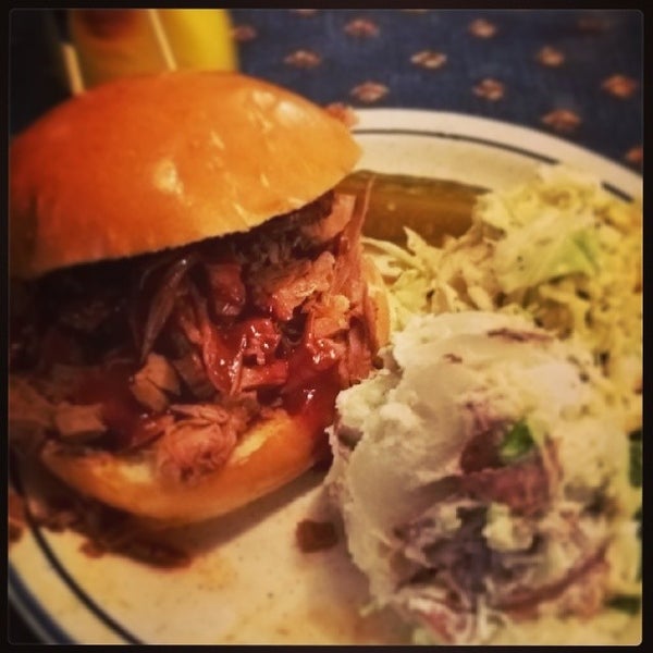 Photo taken at Red Hot &amp; Blue  -  Barbecue, Burgers &amp; Blues by Matthew M. on 11/14/2013