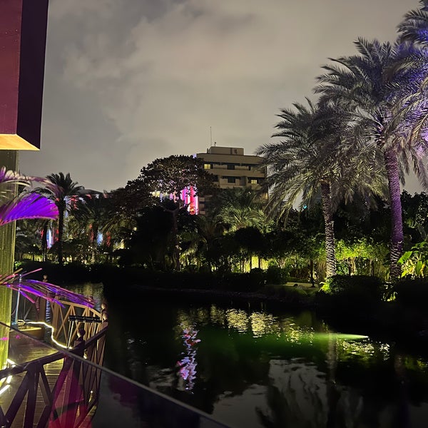 1/3/2024 tarihinde Ŷziyaretçi tarafından Mai-Tai Lounge, Bahrain'de çekilen fotoğraf