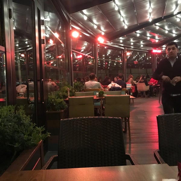 รูปภาพถ่ายที่ Seyirtepe Kafe Restaurant โดย Devran Ç. เมื่อ 5/8/2022