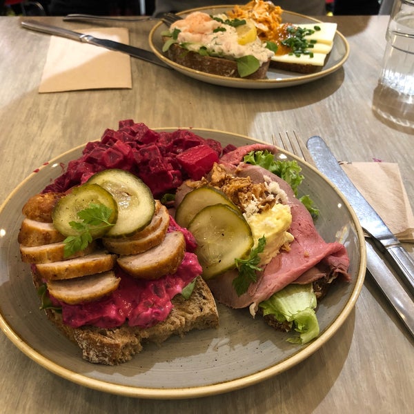 6/21/2018 tarihinde Miglė K.ziyaretçi tarafından Scandinavian Kitchen'de çekilen fotoğraf