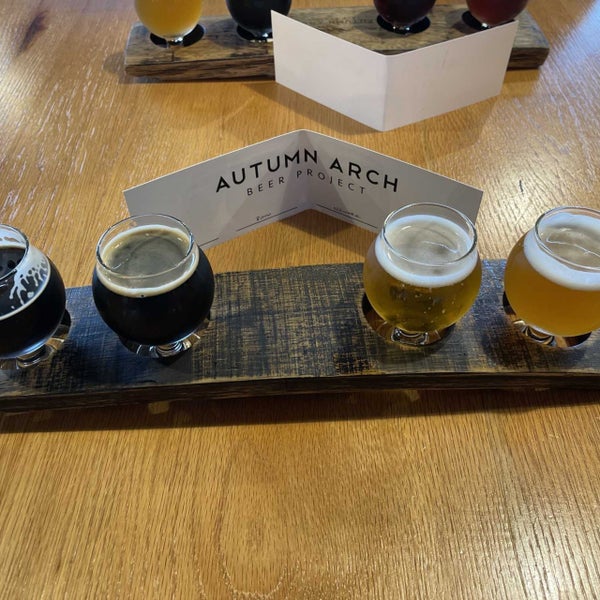 Photo taken at Autumn Arch Beer Project by Greg on 12/30/2021