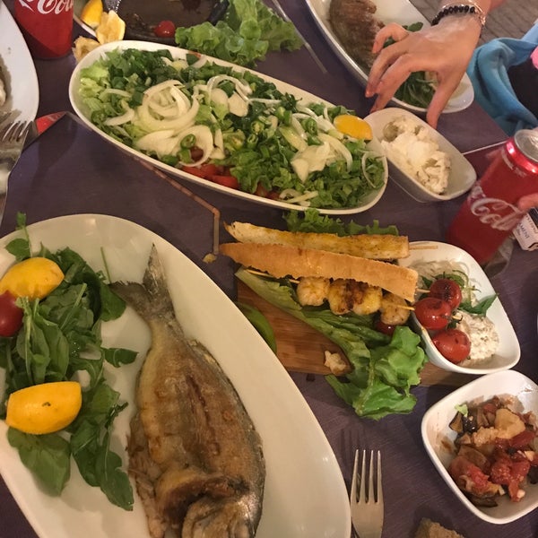 6/4/2017 tarihinde Büşra G.ziyaretçi tarafından Rıhtım Restaurant'de çekilen fotoğraf