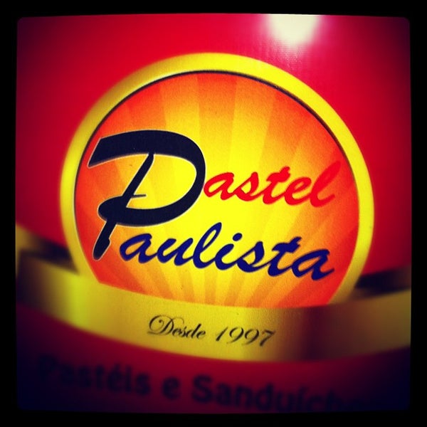 Foto tirada no(a) Pastel Paulista por (BETA) Wendrill Fabiano C. em 10/23/2012