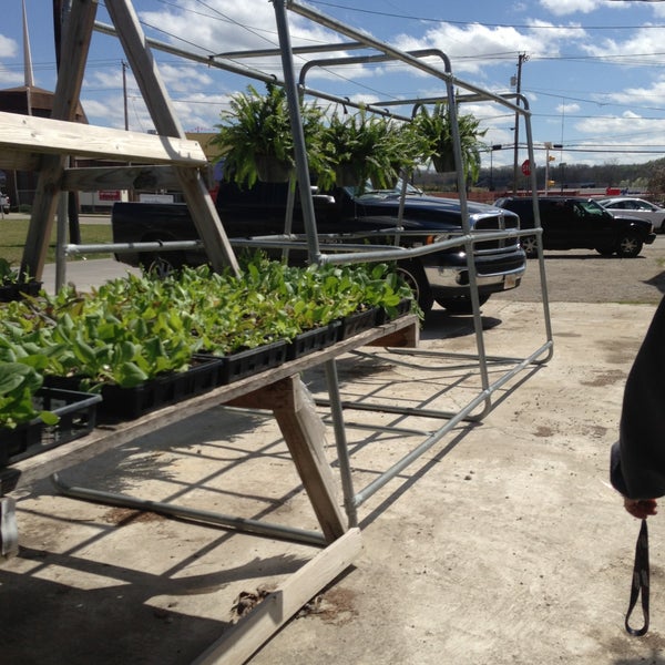 Putnam Garden's Greenhouse Scott Depot, WV