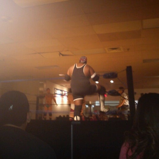 5 Star Indoor Swap Mart Flea Market in Villa Park