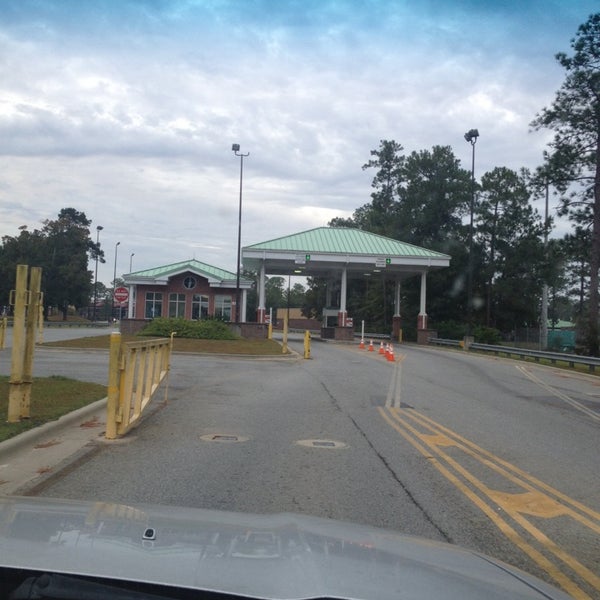 fort-stewart-s-back-gate-military-base-in-fort-stewart