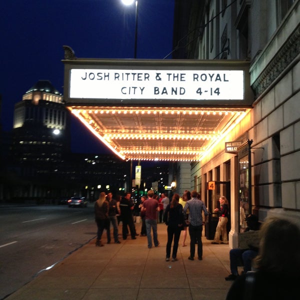 Foto diambil di Taft Theatre oleh Andrew G. pada 4/15/2013
