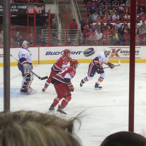 Photo prise au PNC Arena par Frank P. le4/24/2013