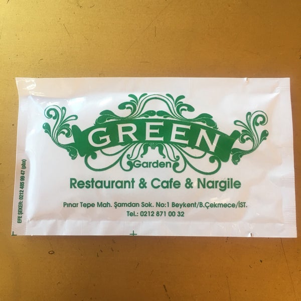 Foto diambil di Green Garden Cafe &amp; Restaurant &amp; Nargile oleh H pada 10/7/2018