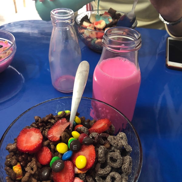 Foto tirada no(a) Crispy Cereal Bar por Karla G. em 7/8/2018