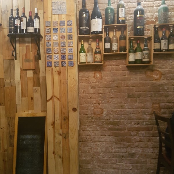 4/18/2018 tarihinde JinHwan P.ziyaretçi tarafından Oporto restaurante'de çekilen fotoğraf